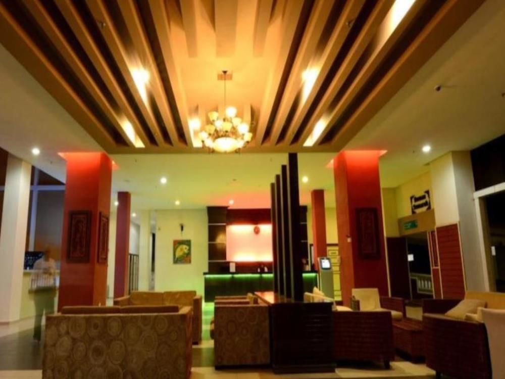 פורט דיקסון Puteri Beach Resort מראה חיצוני תמונה